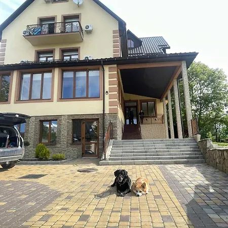 Apartamento пентхаус ріоні *